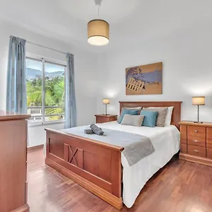 apt-apartamento-sao-joao.madeira-islandshotels.com/