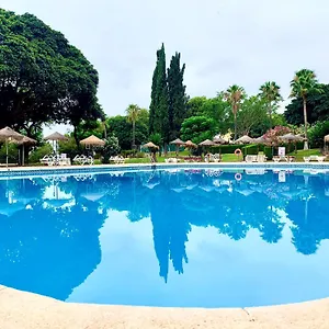 apartamento-premium-con-piscina-recepcin-24hs.1costadelsol.com/